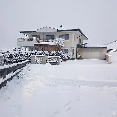 Haus Ilmer Apartament *